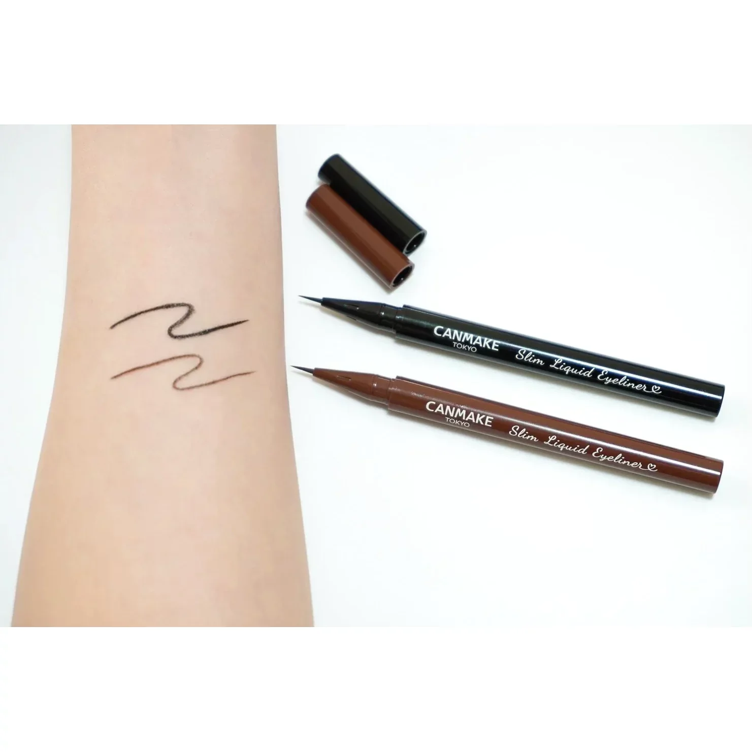 Canmake Waterproof Slim Liquid Eyeliner Black - Image 4